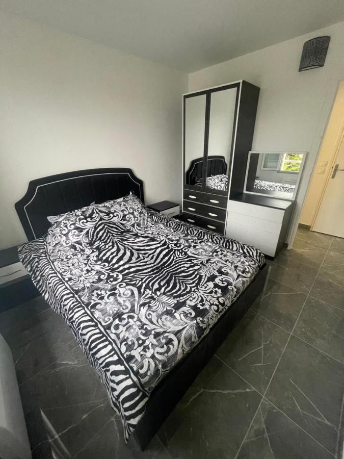 Appartement Lagny Sur Marne Disneyland Paris Esterno foto